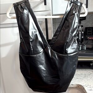 🎸Black Leather top with wide straps low front and gathering on the side!